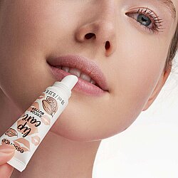 Essence Lip Care Cocoa Butter - 2