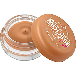 Essence Natural Matte Mousse Foundatıon 43 - Essence