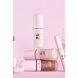 essence Silky BLUR Nemlendirici Uzun Süre Kalıcı Fondöten 15 - 6