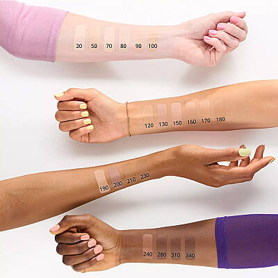 essence silky Nemlendirici Uzun Süre Kalıcı Kapatıcı 20 - 5